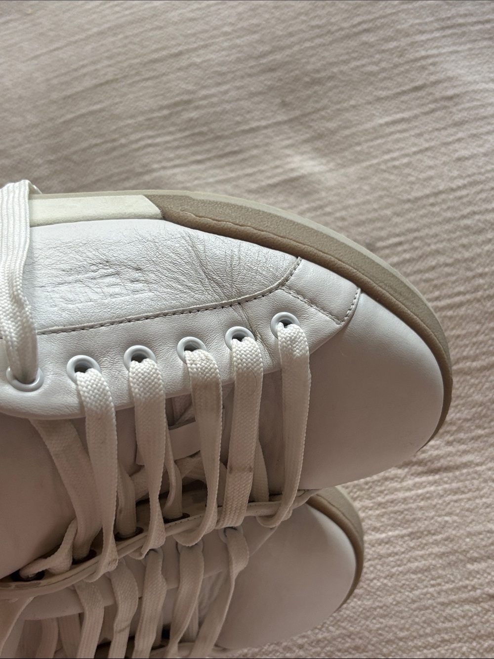 🧡Fendi White /Beige Leather Low-Top Sneaker with Tan Sole Accents - Picture 5 of 7